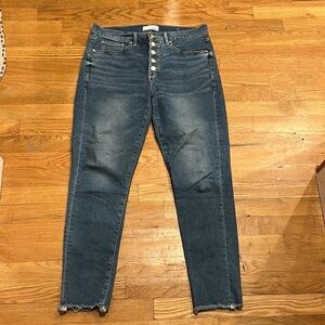Like new Loft Stylish Blue Button-Fly cropped frayed Jeans